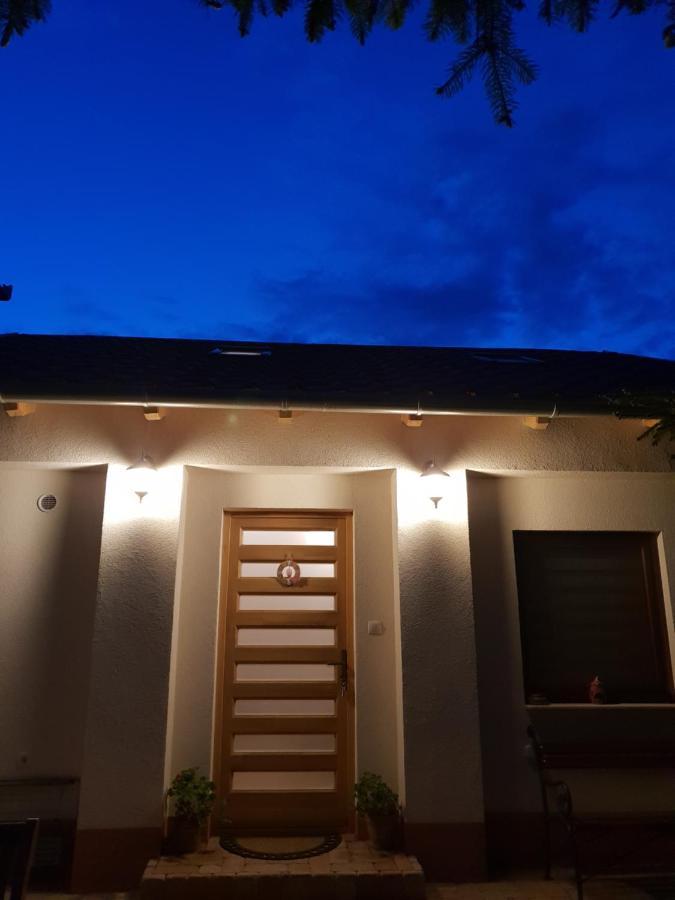 Fuered Deluxe Garden Apartment بالاتونفوريد المظهر الخارجي الصورة