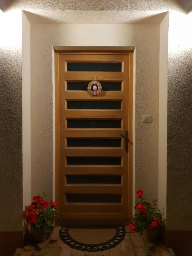 Fuered Deluxe Garden Apartment بالاتونفوريد المظهر الخارجي الصورة