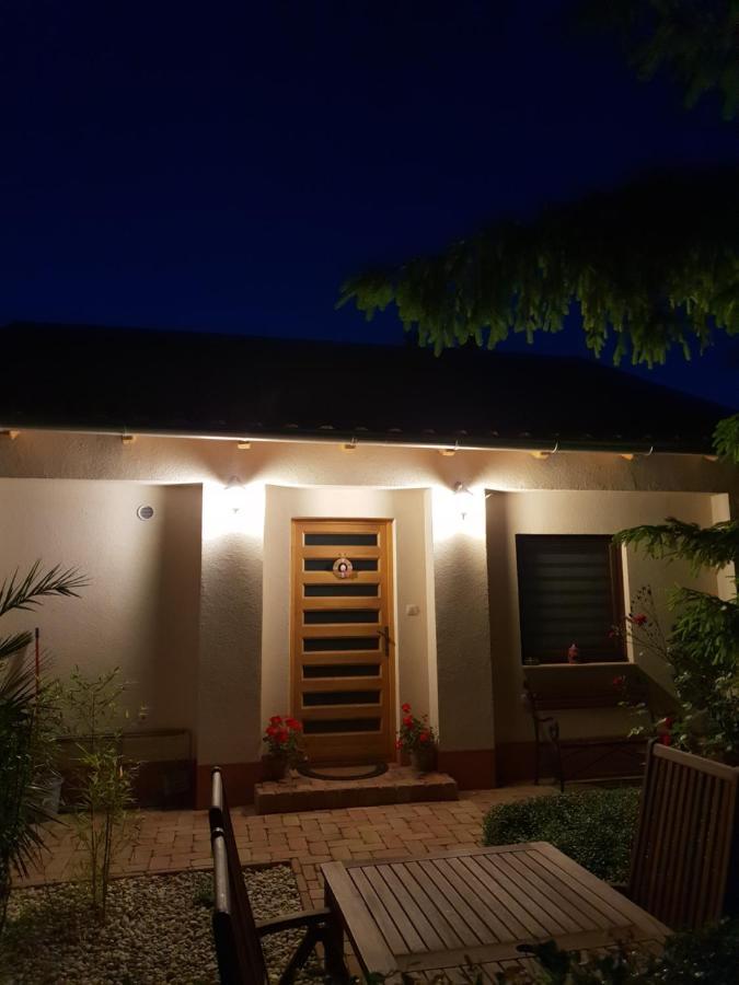 Fuered Deluxe Garden Apartment بالاتونفوريد المظهر الخارجي الصورة